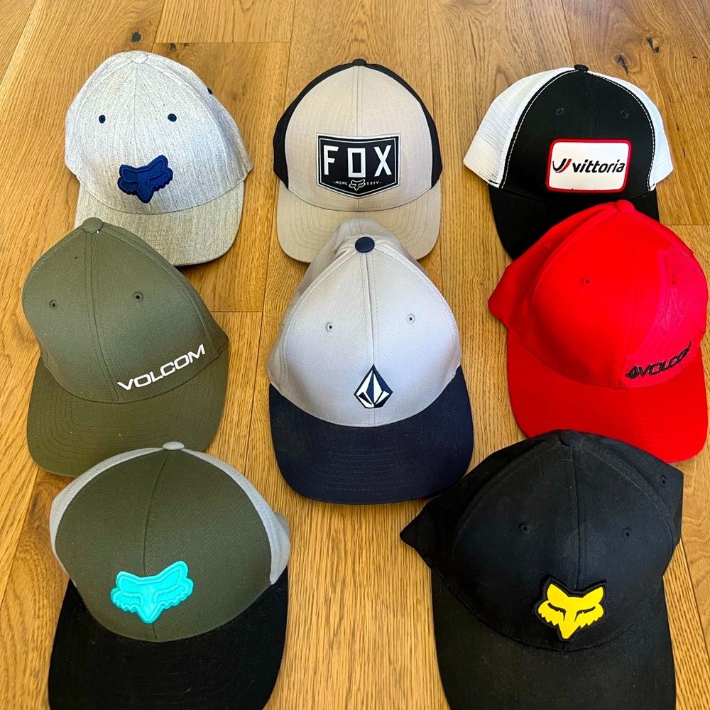 Mens/Teen hat lot